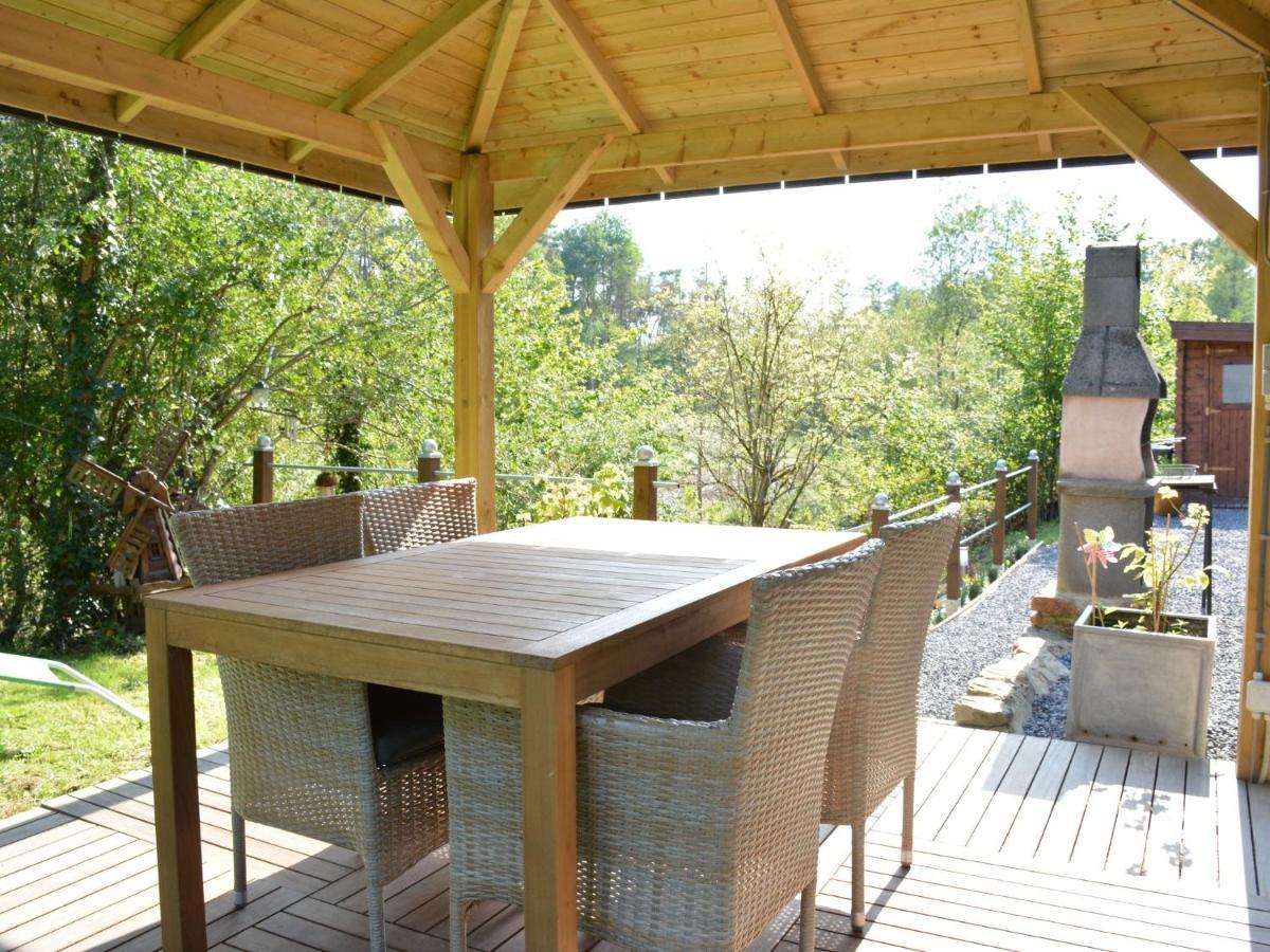 Chalet In Gesves With Roof Terrace Garden Bbq Eksteriør bilde