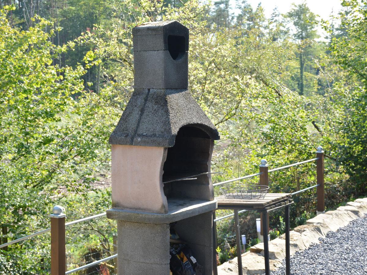 Chalet In Gesves With Roof Terrace Garden Bbq Eksteriør bilde